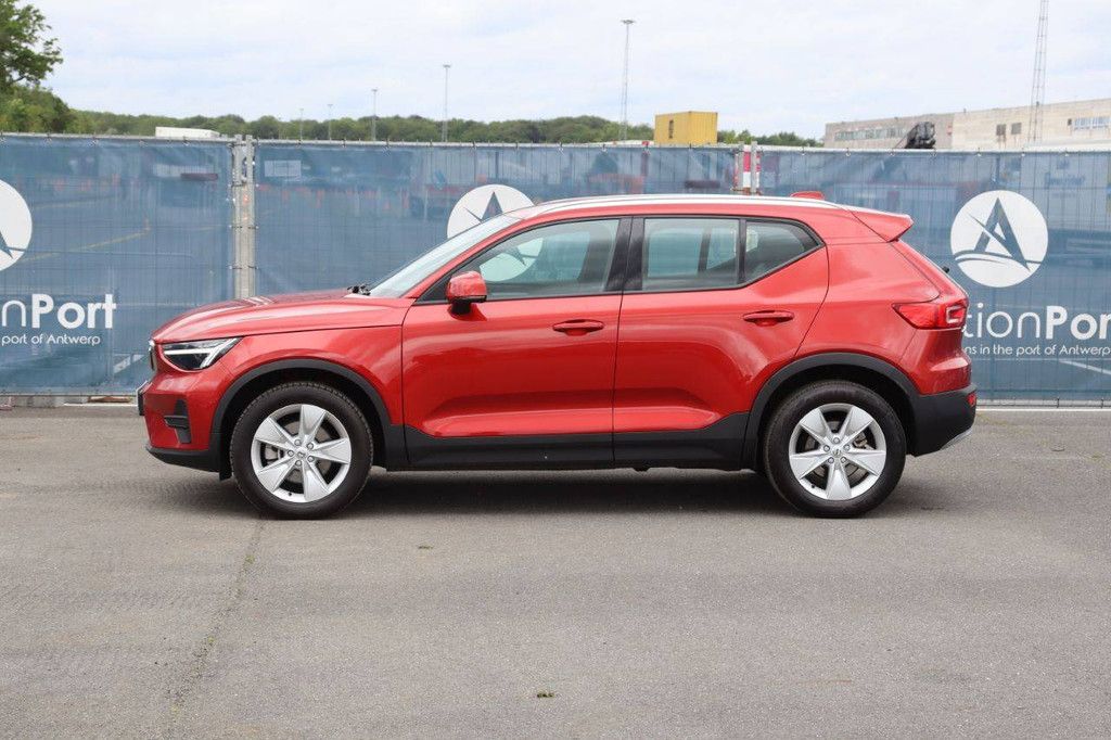SUV Volvo XC40 Benzine Mild-Hybride 163pk 2024