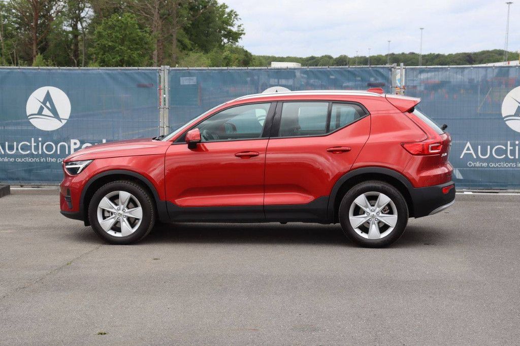 SUV Volvo XC40 Benzine Mild-Hybride 163pk 2024
