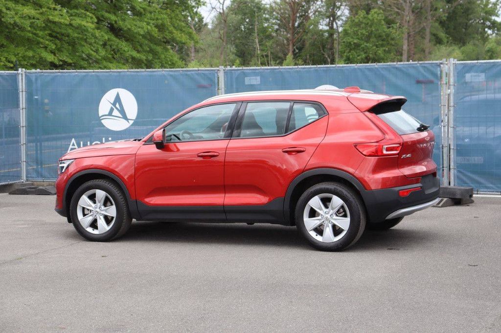 SUV Volvo XC40 Benzine Mild-Hybride 163pk 2024