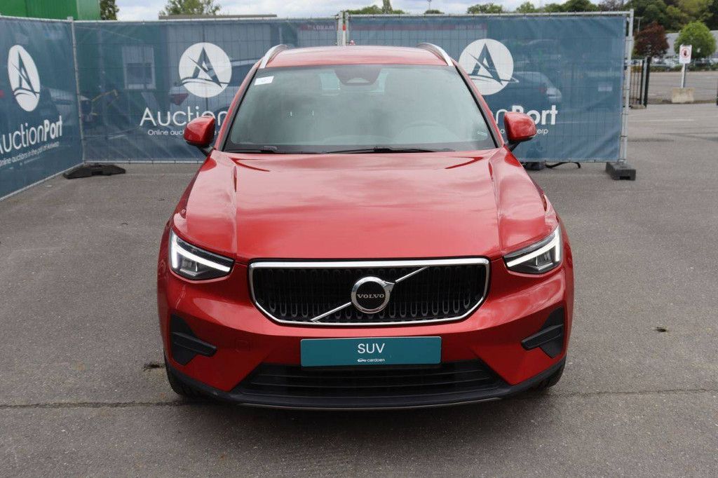 SUV Volvo XC40 Benzine Mild-Hybride 163pk 2024