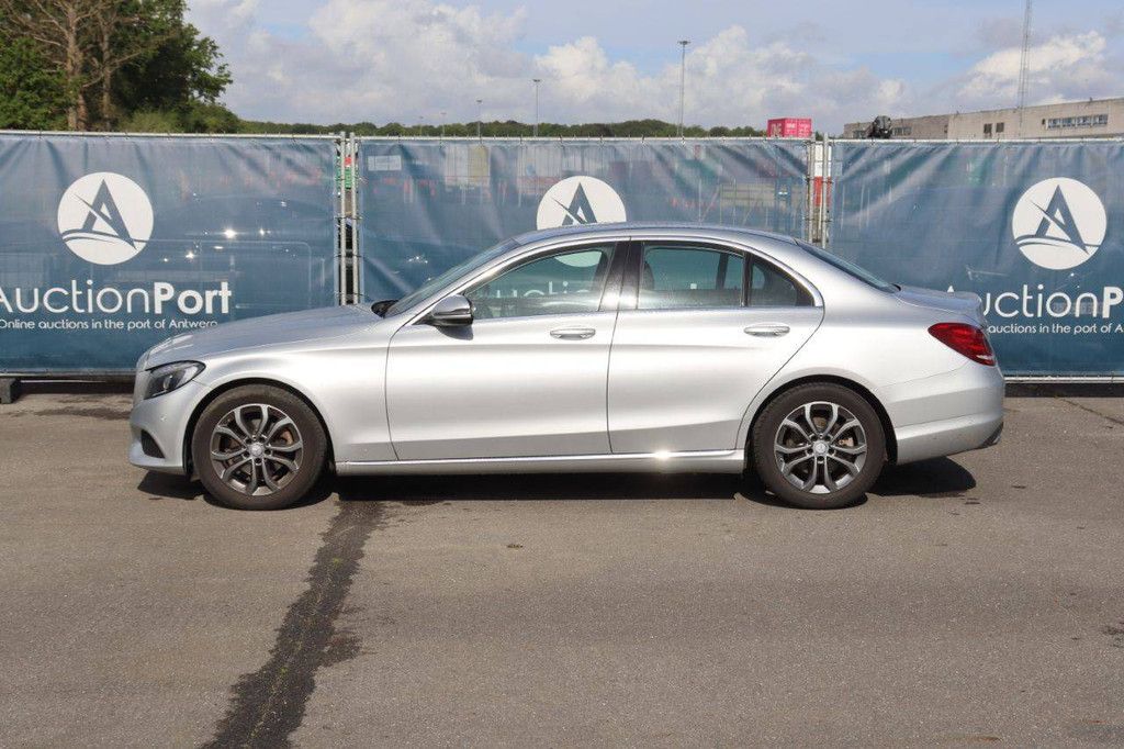 Passenger car Mercedes-Benz C-Class Diesel 120hp 2016 (Margin)