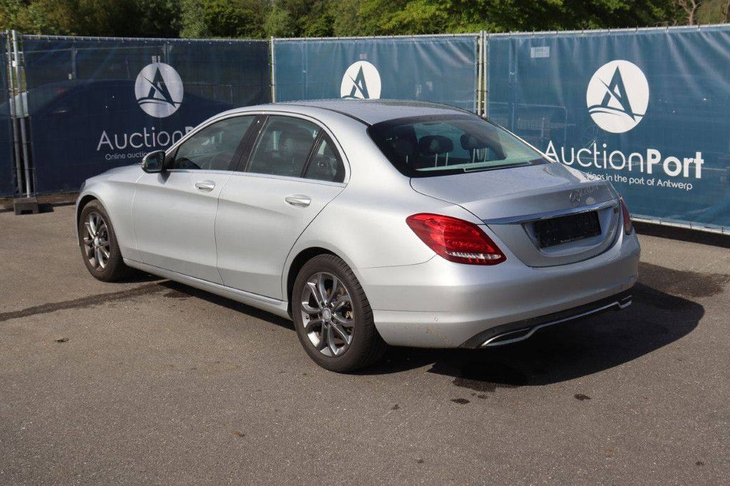 Passenger car Mercedes-Benz C-Class Diesel 120hp 2016 (Margin)