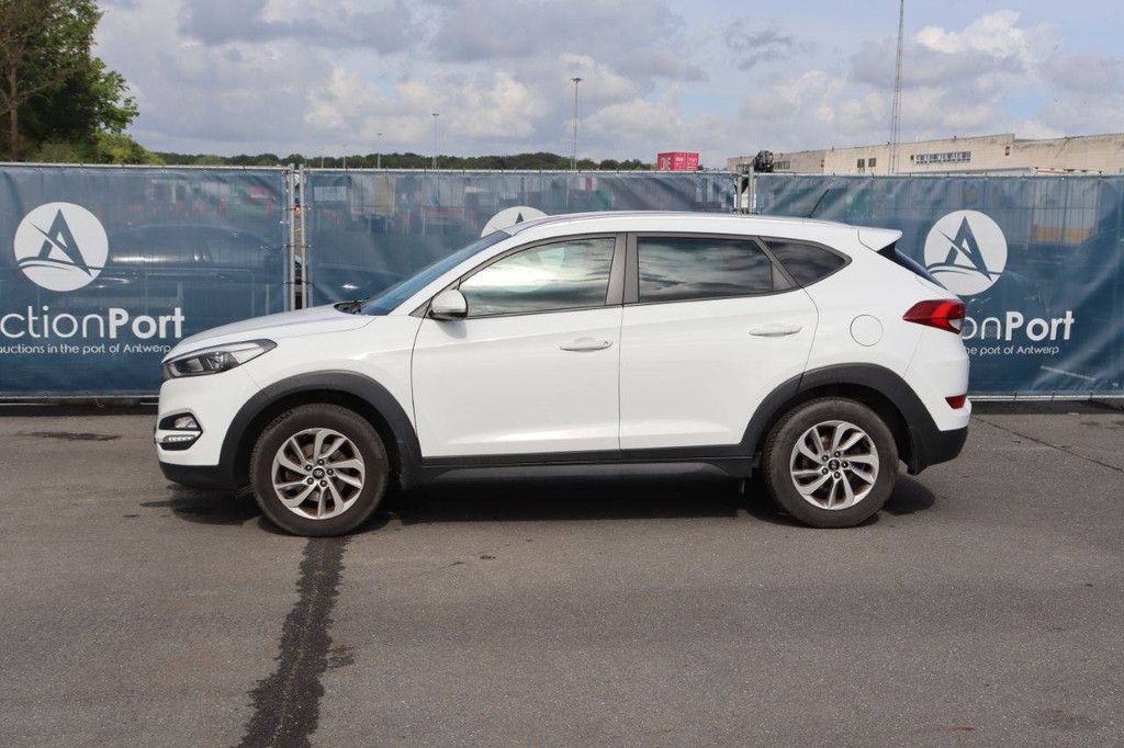 SUV Hyundai Tucson Benzin 132 PS 2016 (Marge)