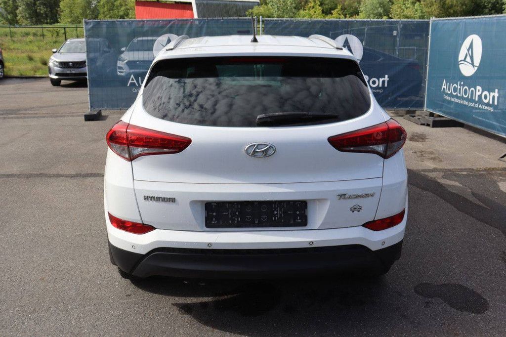 SUV Hyundai Tucson Benzin 132 PS 2016 (Marge)