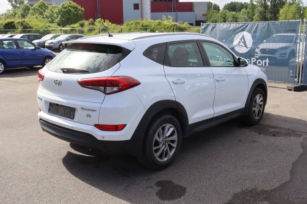 SUV Hyundai Tucson Benzin 132 PS 2016 (Marge)