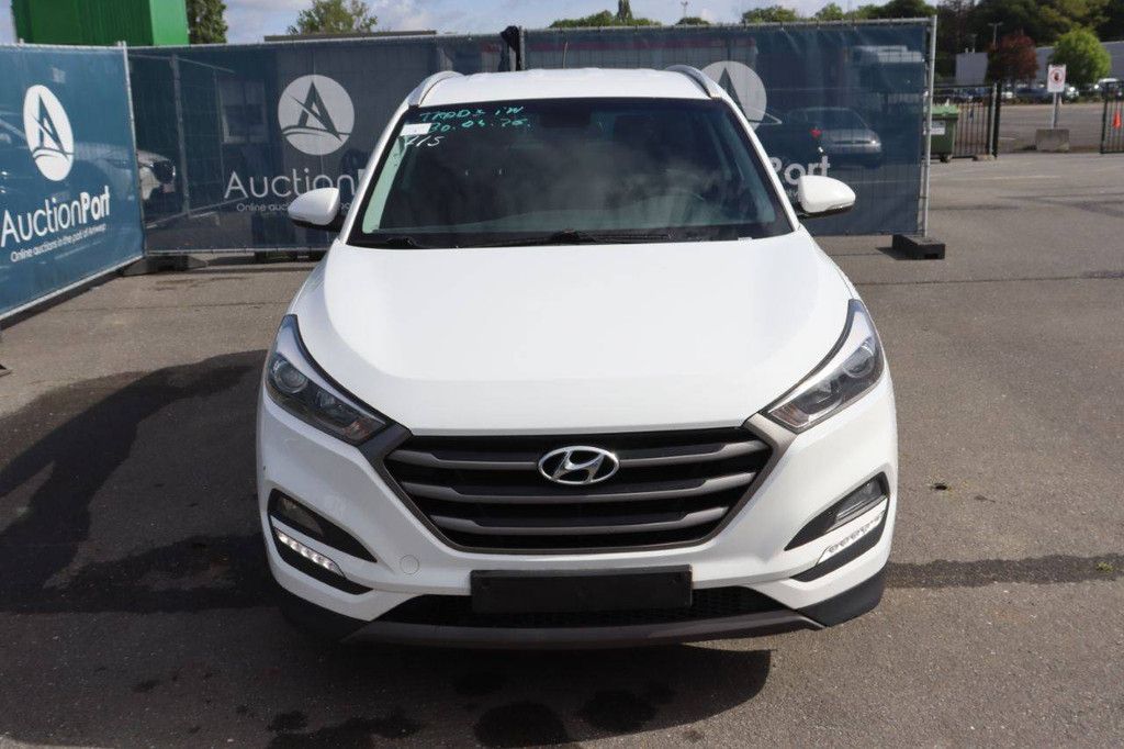 SUV Hyundai Tucson Benzin 132 PS 2016 (Marge)