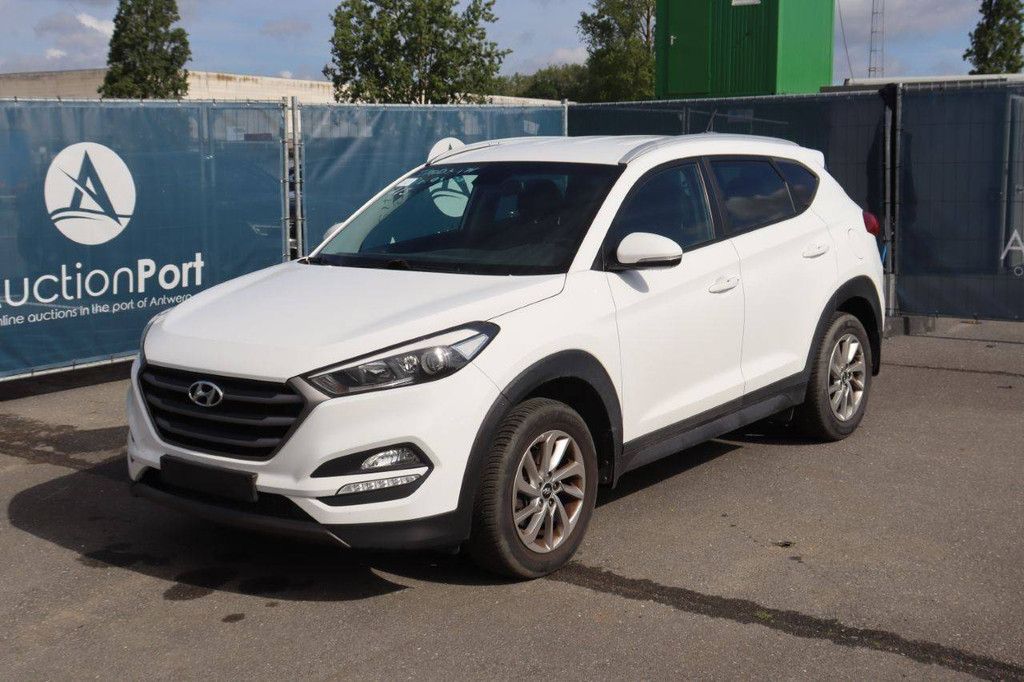 SUV Hyundai Tucson Benzin 132 PS 2016 (Marge)