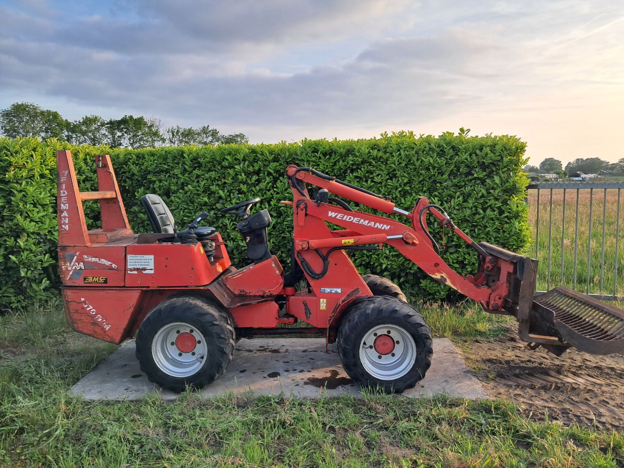 Weidemann 1070 D/M / Kniklader / MARGE / Loader / Shovel