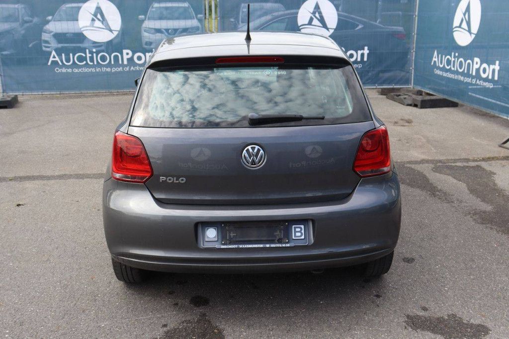 Pkw Volkswagen Polo Benzin 60 PS 2010 (Margin)