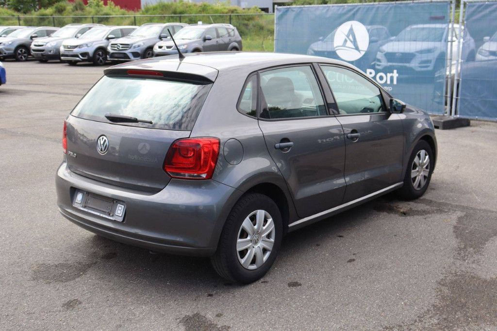 Pkw Volkswagen Polo Benzin 60 PS 2010 (Margin)