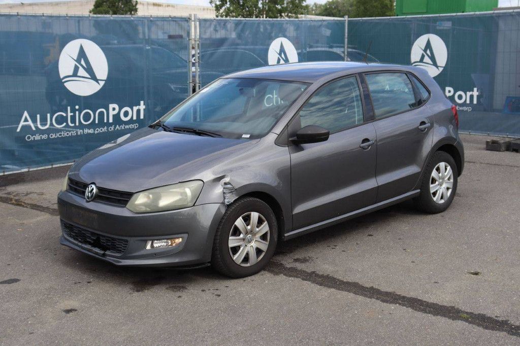 Pkw Volkswagen Polo Benzin 60 PS 2010 (Margin)