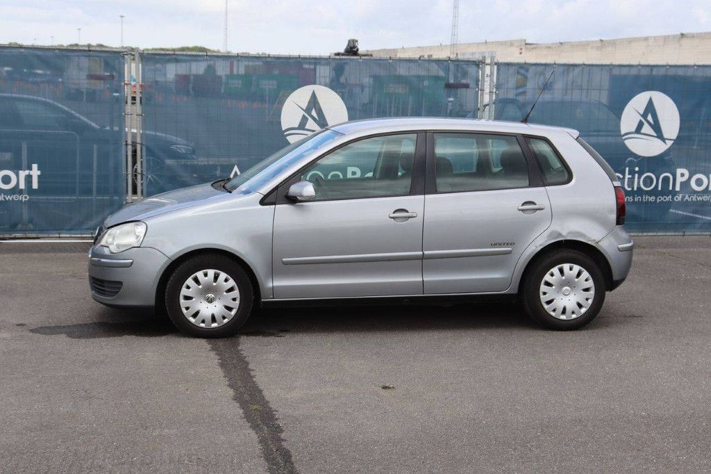 Passenger car Volkswagen Polo Petrol 70hp 2008 (Margin)