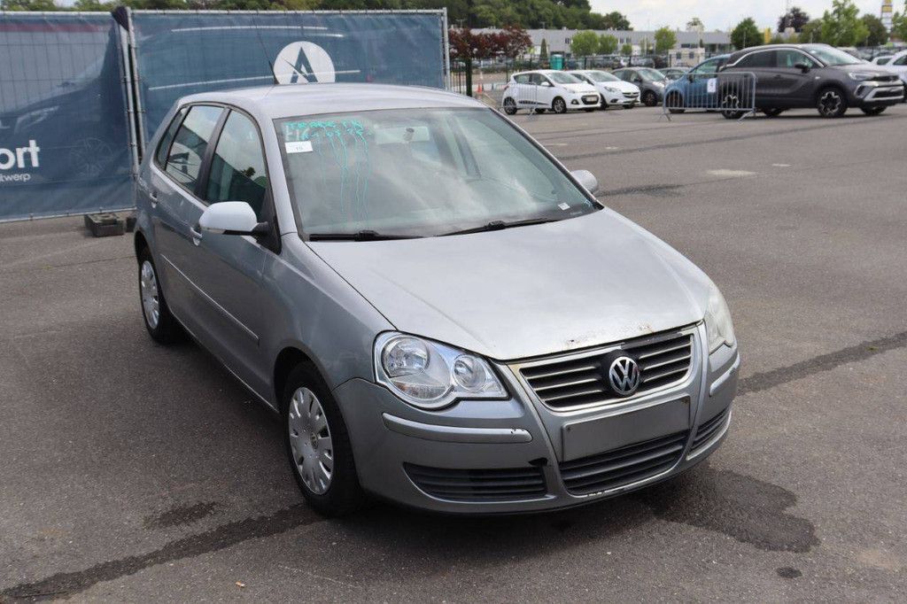 Passenger car Volkswagen Polo Petrol 70hp 2008 (Margin)