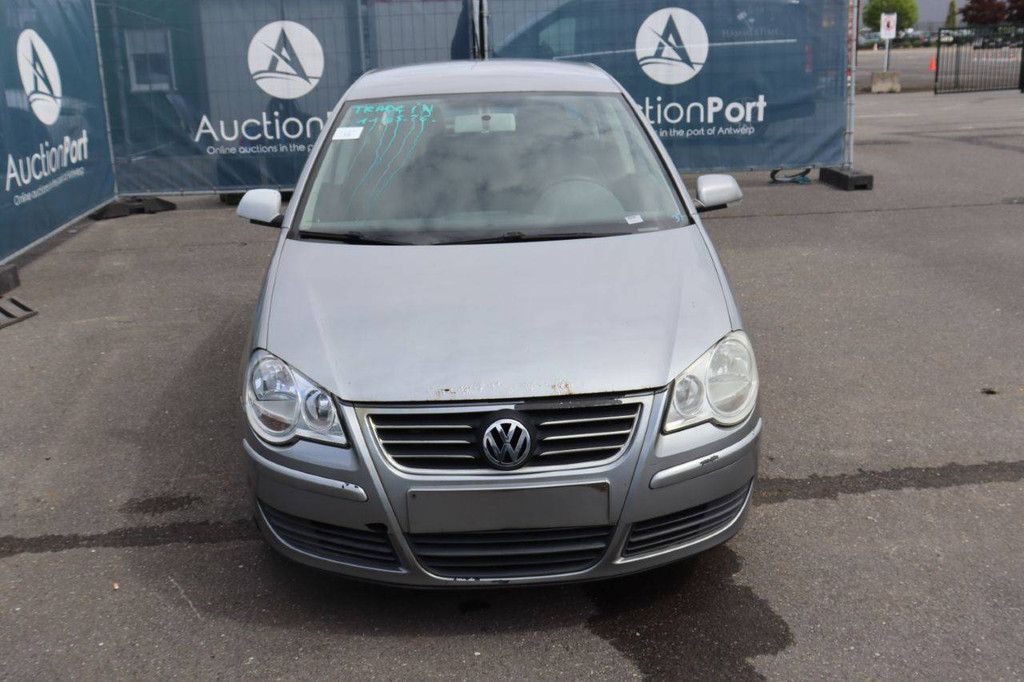 Passenger car Volkswagen Polo Petrol 70hp 2008 (Margin)