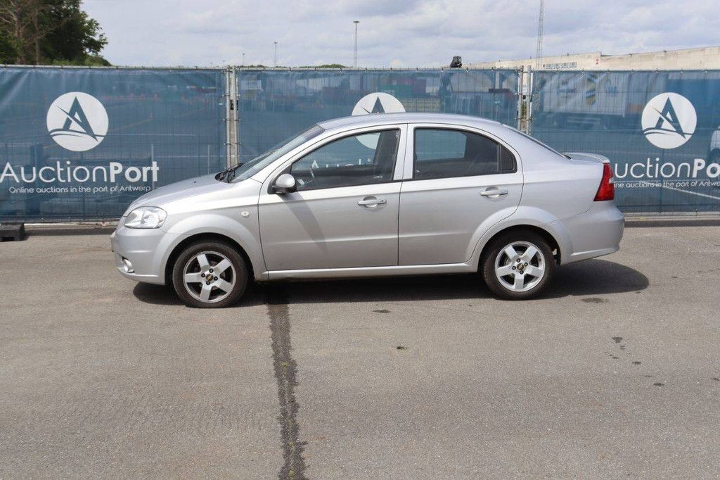 Pkw Chevrolet Aveo Benzin 94 PS 2007 (Margin)