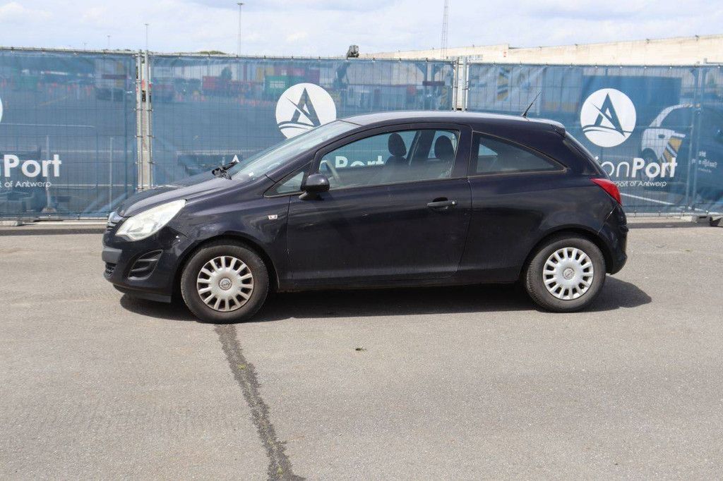 Pkw Opel Corsa Benzin 65 PS 2011 (Margin)
