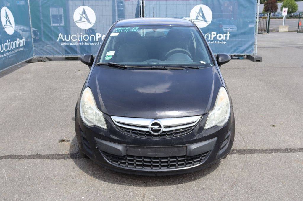 Pkw Opel Corsa Benzin 65 PS 2011 (Margin)