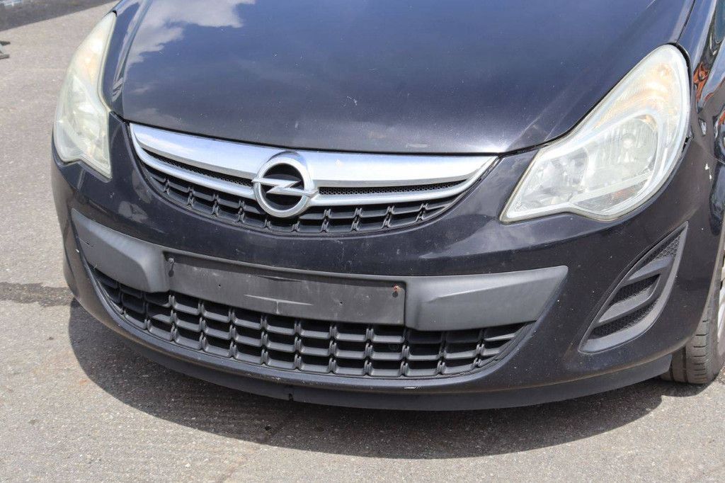 Pkw Opel Corsa Benzin 65 PS 2011 (Margin)