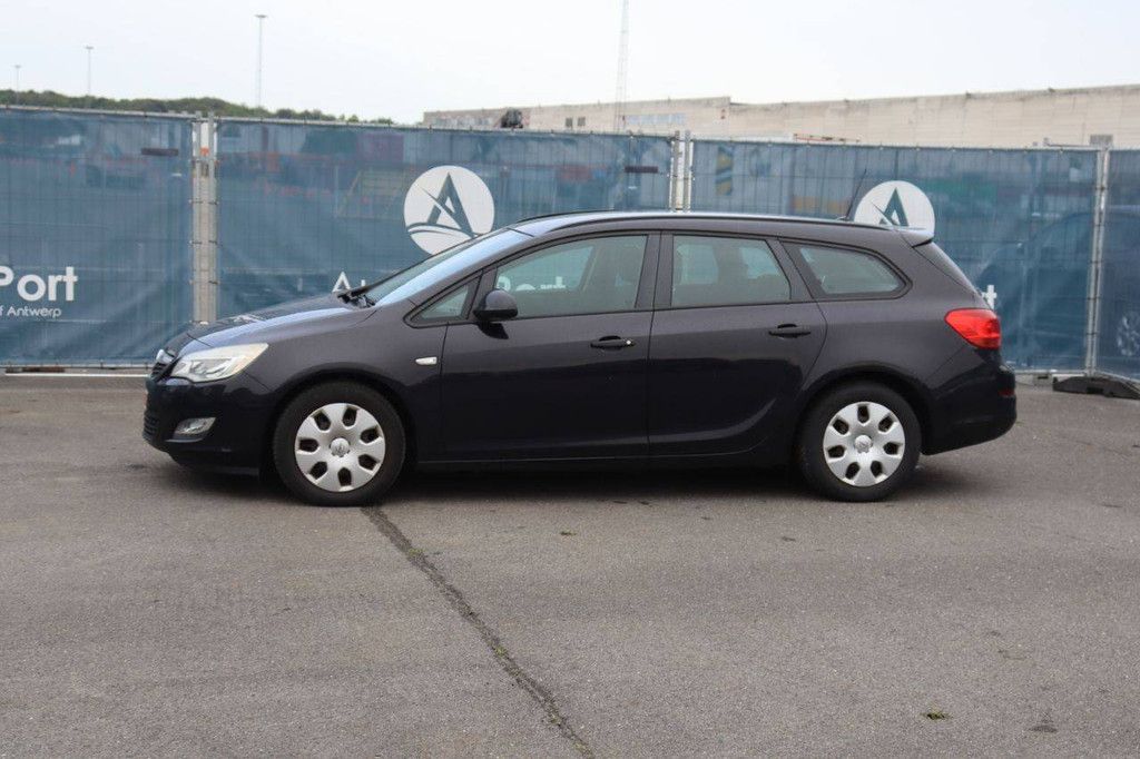 Pkw Opel Astra Benzin 100 PS 2011 (Margin)