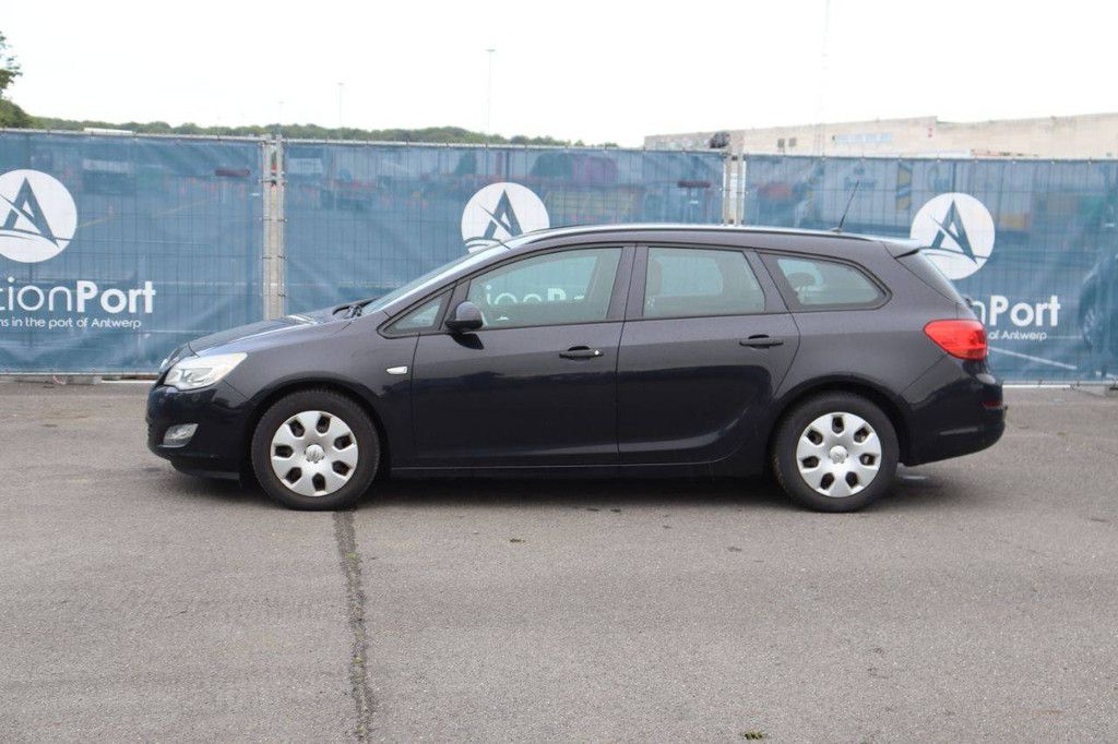 Pkw Opel Astra Benzin 100 PS 2011 (Margin)