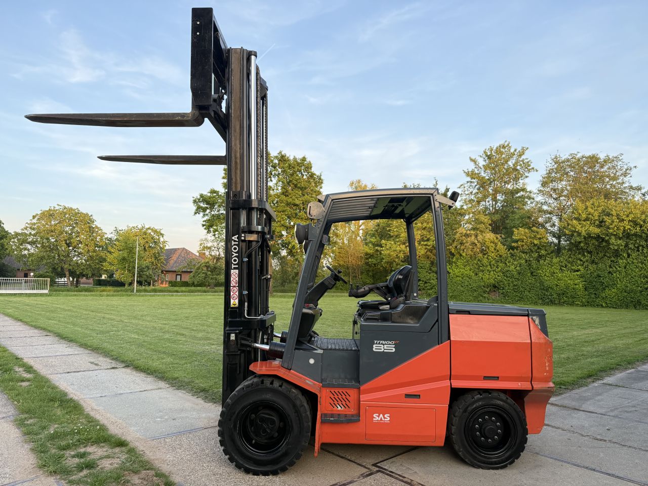 Toyota 8.5 tonner elektrisch Sideshift vorkversteller 250 uur!!!