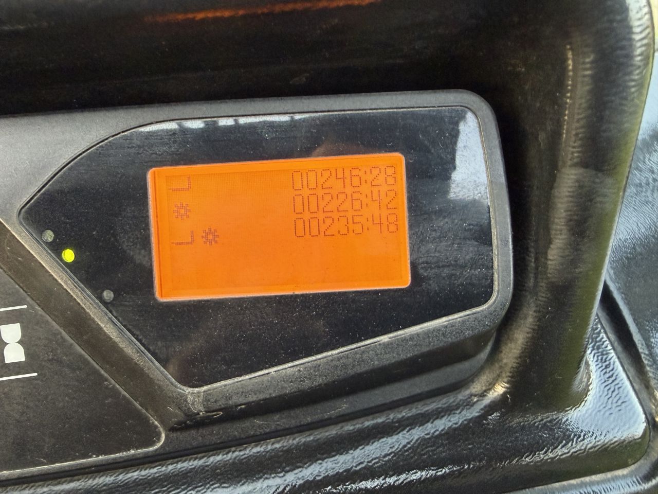 Toyota 8.5 tonner elektrisch Sideshift vorkversteller 250 uur!!!