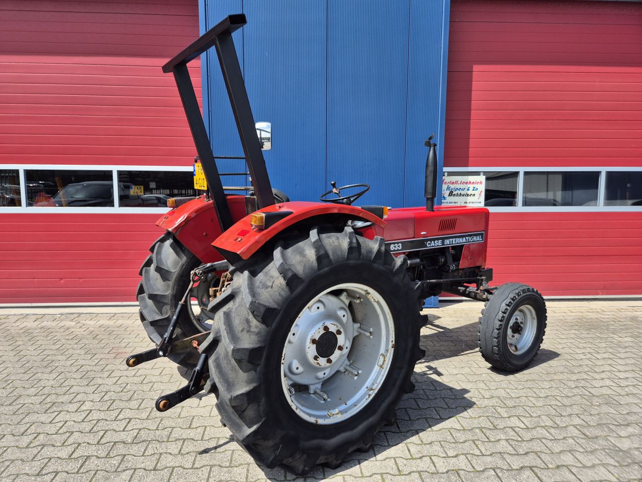 CASE INTERNATIONAL 633 TRACTOR MET KENTEKEN PRIJS MARGE