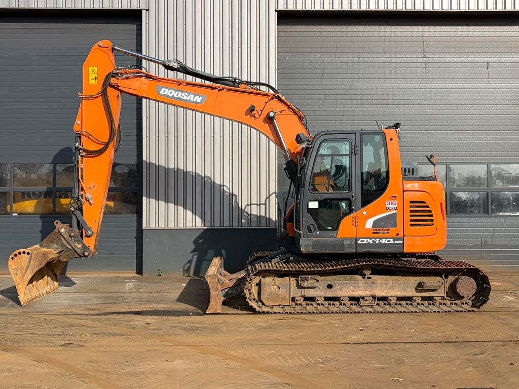 Doosan DX140LCR-5
