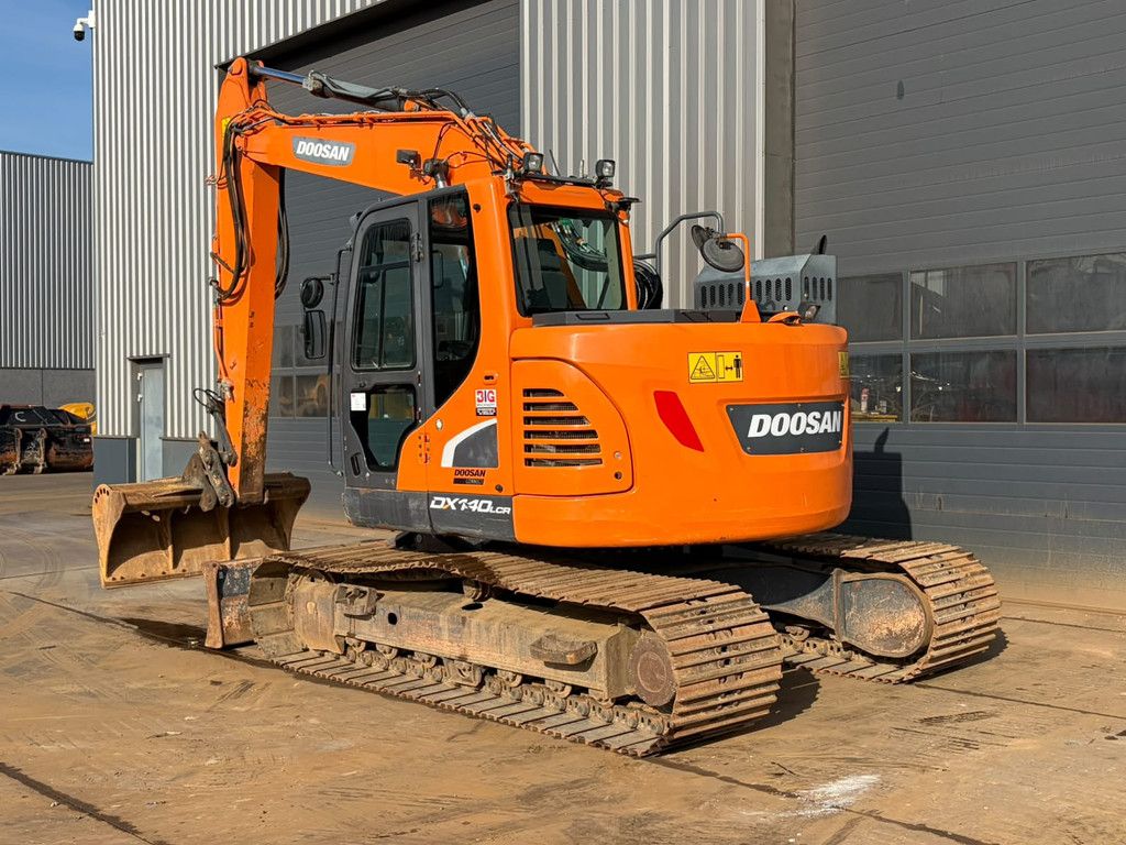 Doosan DX140LCR-5