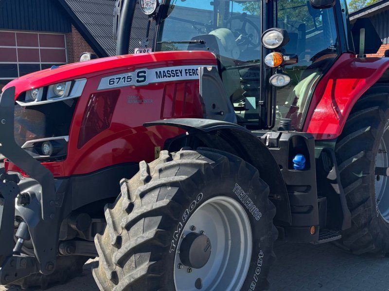 Massey Ferguson 6715S Dyna 6