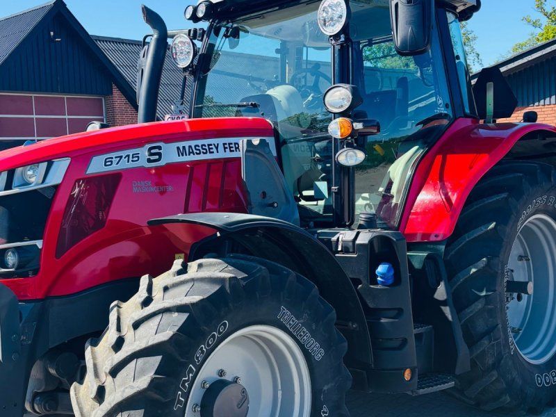Massey Ferguson 6715S Dyna 6
