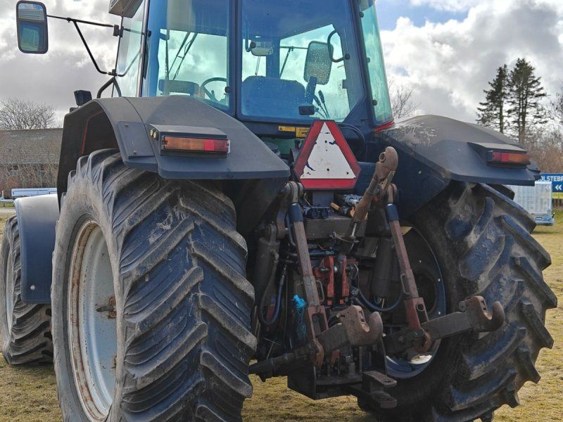 Massey Ferguson 8110