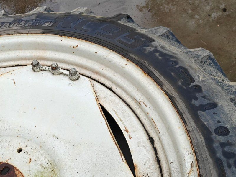 300/95R46 XXX
