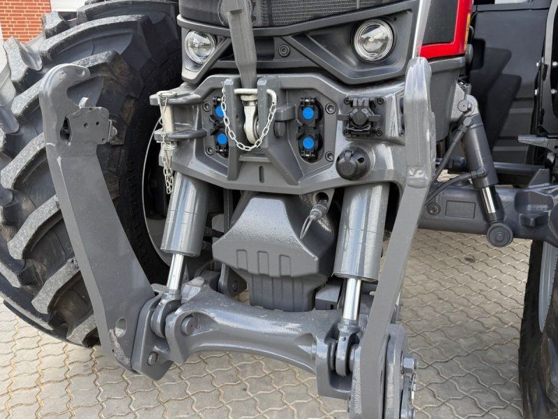 Massey Ferguson 8S.305 Dyna VT XTRA