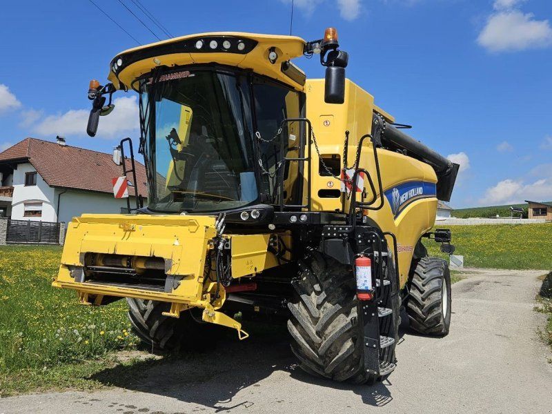 New Holland CX 7.90