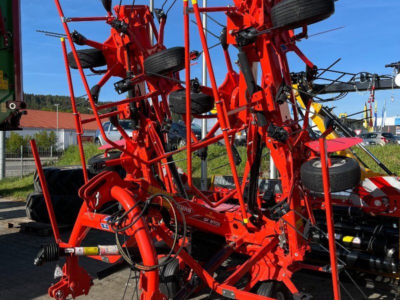 Kuhn GF 8703