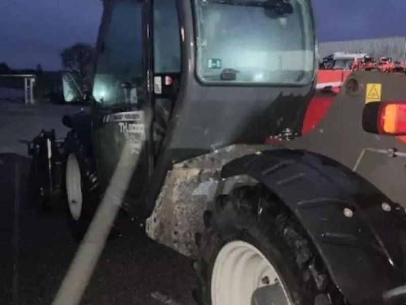Massey Ferguson th6030