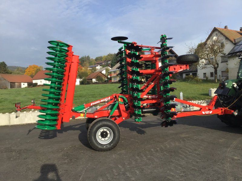 Agro-Masz BTC50H gezogen Druckluftbremse 560er Scheiben