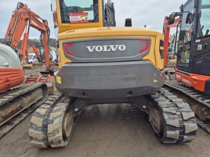 Volvo ECR88D Powertilt + hydr. Schnellwechsler + 3 L