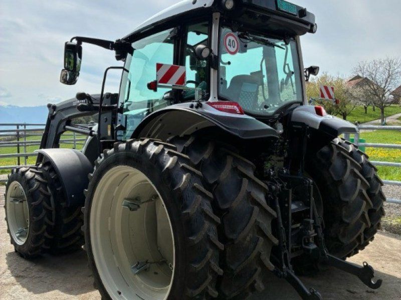 Valtra A 104