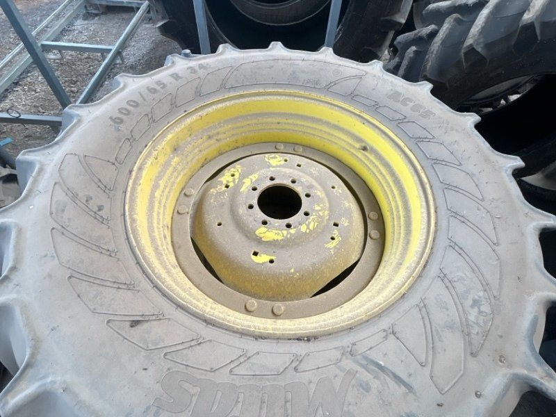 Mitas Komplettradsatz AC65 600/65R34