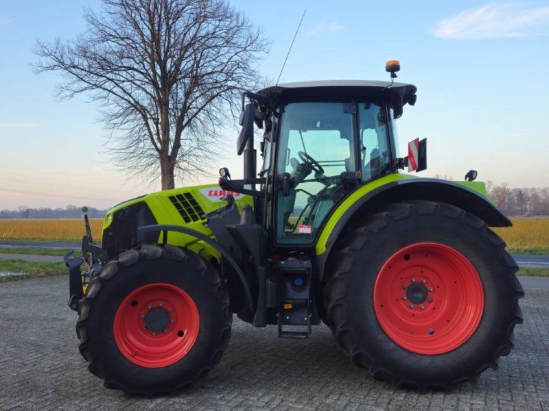 Claas Arion 550 CIS+