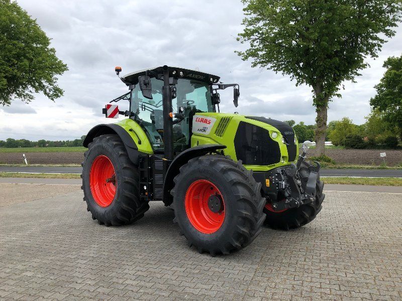 Claas Axion 810 CM Cis+