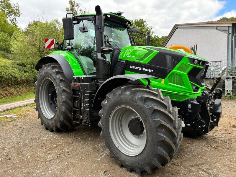 Deutz AGROTRON 6230 TTV