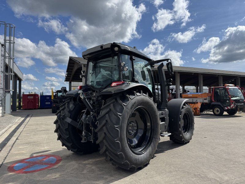 Valtra G135 VERSU