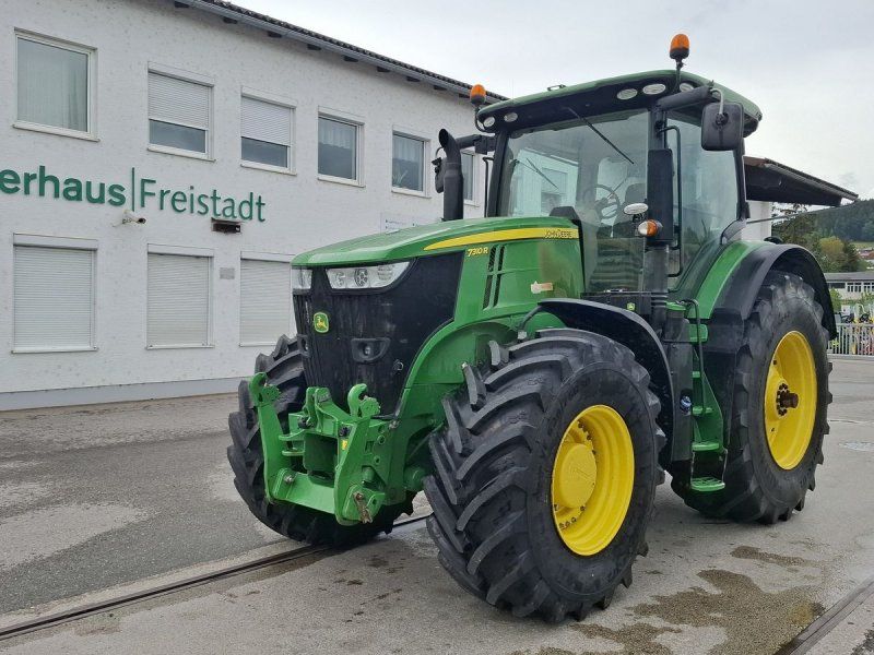 John Deere 7310R