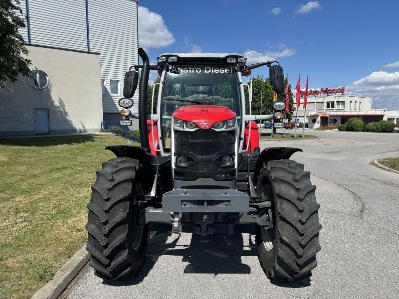 Massey Ferguson 6S.135