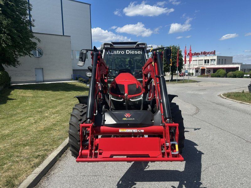 Massey Ferguson 5S.115