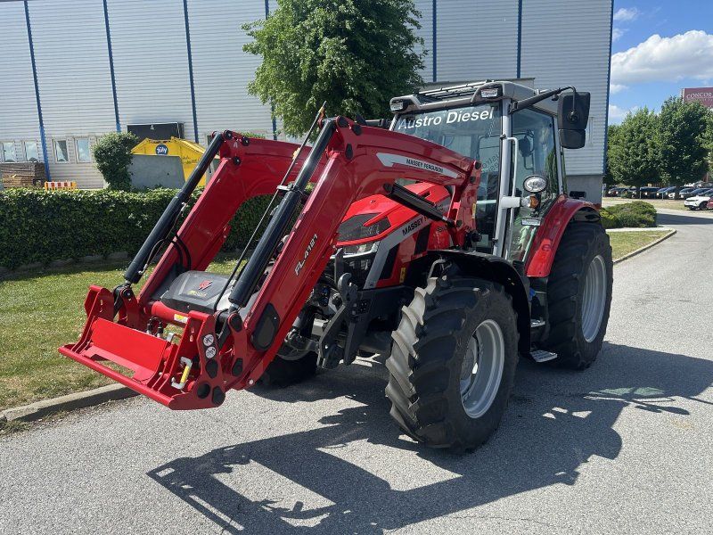 Massey Ferguson 5S.115