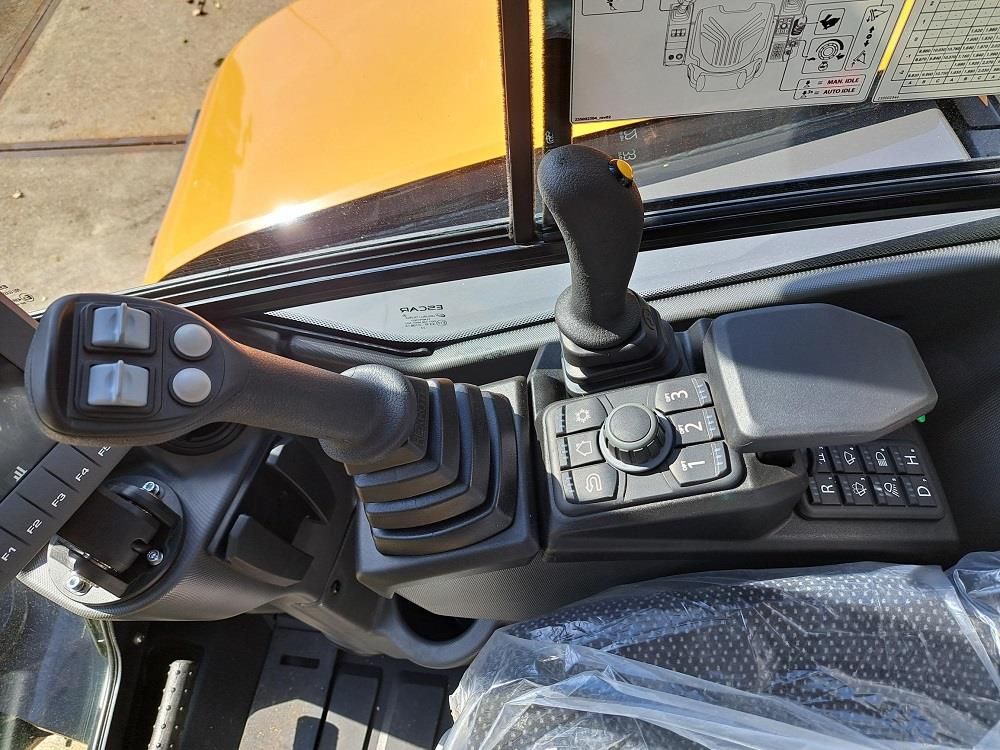 CASE Construction CX50D